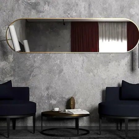 Resort Red Line